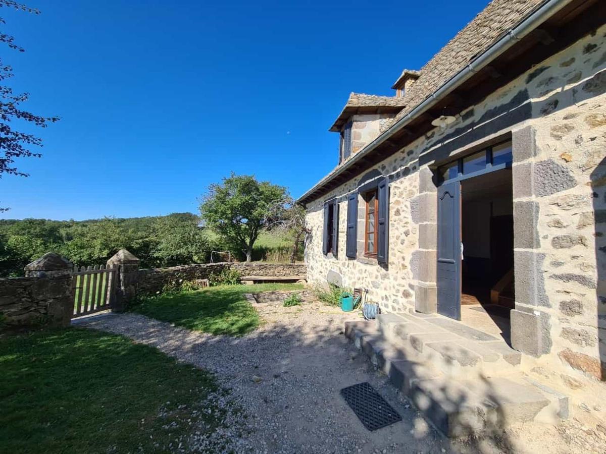 Maison Typique Auvergnate, Piscine Et Four A Pain Saint-Christophe-Les-Gorges Exterior photo